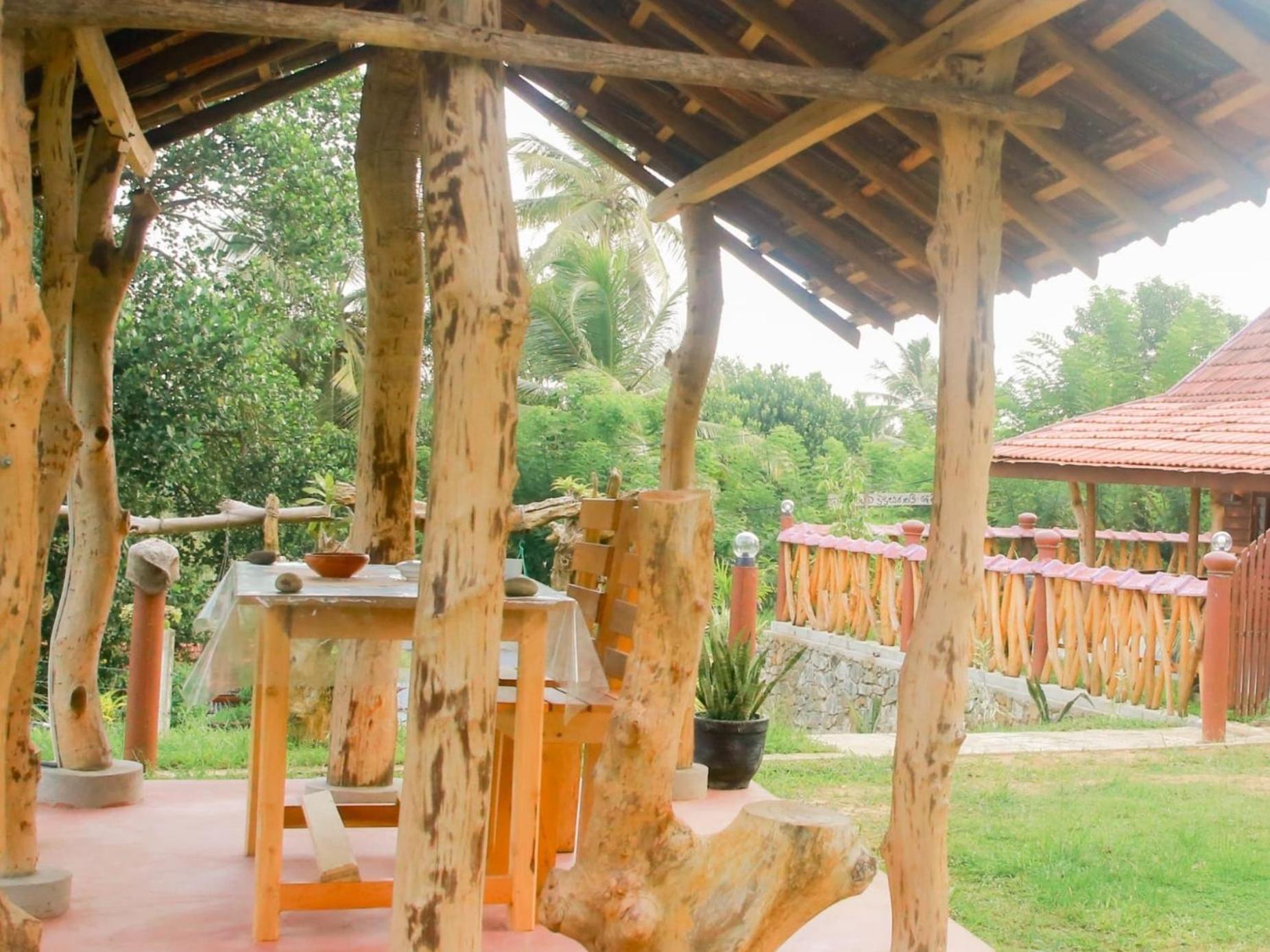 Blue Ocean Tree House Hiriketiya Villa Dickwella Exterior photo