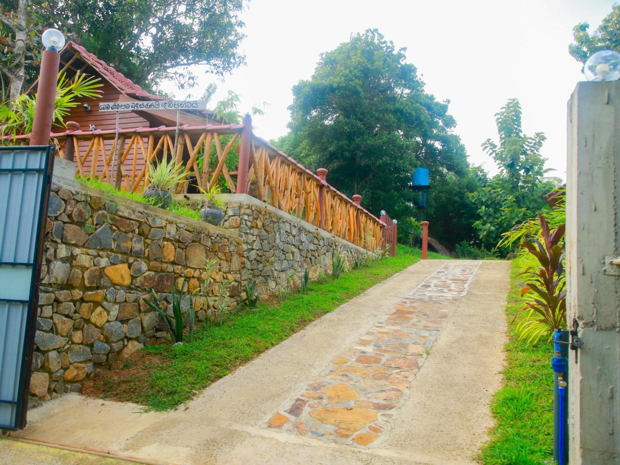 Blue Ocean Tree House Hiriketiya Villa Dickwella Exterior photo